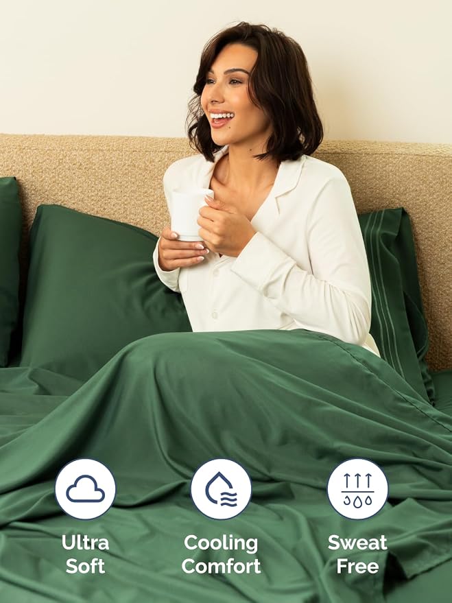 Extra Deep Queen Fitted Sheet - Single Fitted Sheet Only - Emerald Green | Easily Fits 18 inch to 24 inch Mattress, Soft, Wrinkle Free, Breathable & Comfy, Extra Deep Pockets Hotel Luxury Fitted Sheet