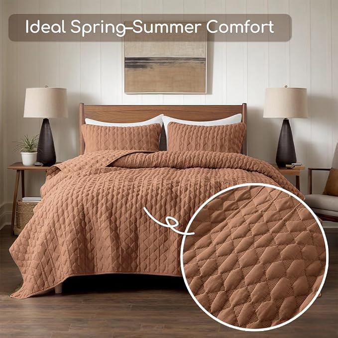 WDCOZY Burnt Orange Quilts Queen Size Bedding Sets with 2 Pillow Shams, Red Lightweight Soft Bedspread Coverlet, Quilted Blanket Thin Comforter Bed Cover for All Season, 3 Pieces, 90x90 inches