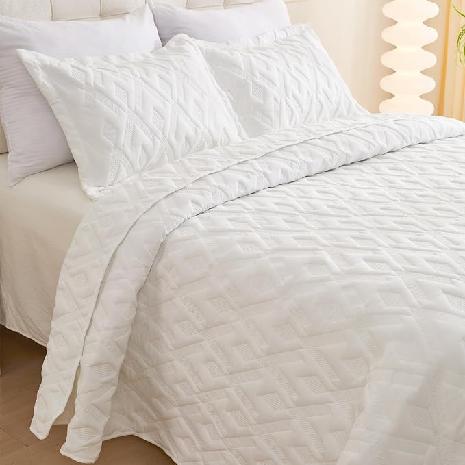 Cmfshape Diamond Embroidery Quilt Set,3 Pieces Queen Quilt Bedding Set,Lightweight Soft Quilt Set for All Seasons,Soft Bedspread Reversible Coverlet(Ivory,92"x96")