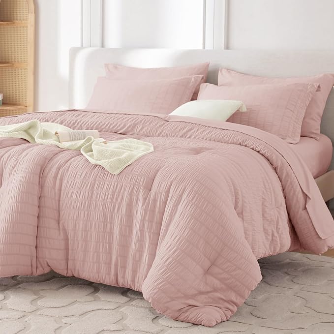 5 Pieces Twin XL Comforter Set, Seersucker Bed in a Bag Twin XL Size, All Season Luxury Bedding Set with Comforter, Flat Sheet, Fitted Sheet, Pillowcase & Sham, Rose Gold