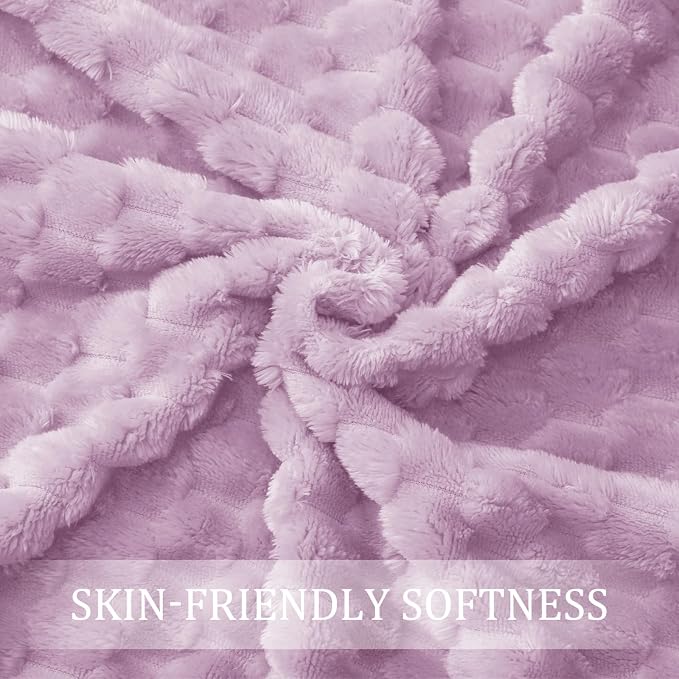 Exclusivo Mezcla 3D Fleece Queen Size Blanket for Bed, Lilac Purple | Extra Soft Fuzzy Plush Lightweight Bed Blankets, Cozy Fluffy Decorative Blankets for All Seasons, 90x90 Inches