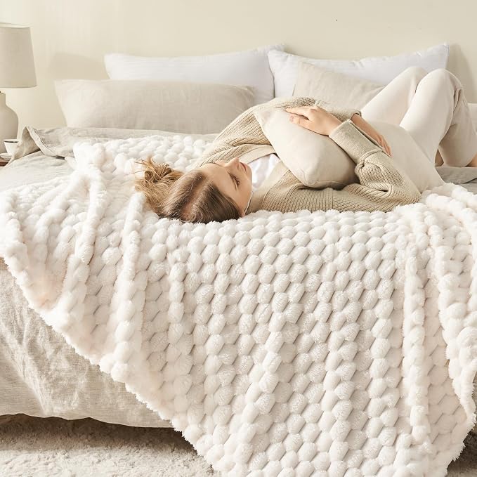 NEWCOSPLAY Fleece Clouds Cozy Twin Blanket for Couch, Ivory, 60"x80" | Premium Silky Flannel Blanket, Soft Lightweight Fluffy Throw Blanket for Bed Sofa Decor, Gift for All Season Use
