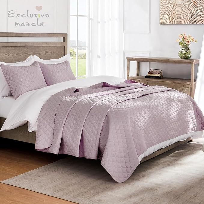 Exclusivo Mezcla Reversible King Size Quilt Bedding Set, Lilac Ash | Lightweight Bedspreads with 2 Pillow Shams, Soft Microfiber, All Season Bed Coverlets for Bedroom Guest Room, 104x96 Inch