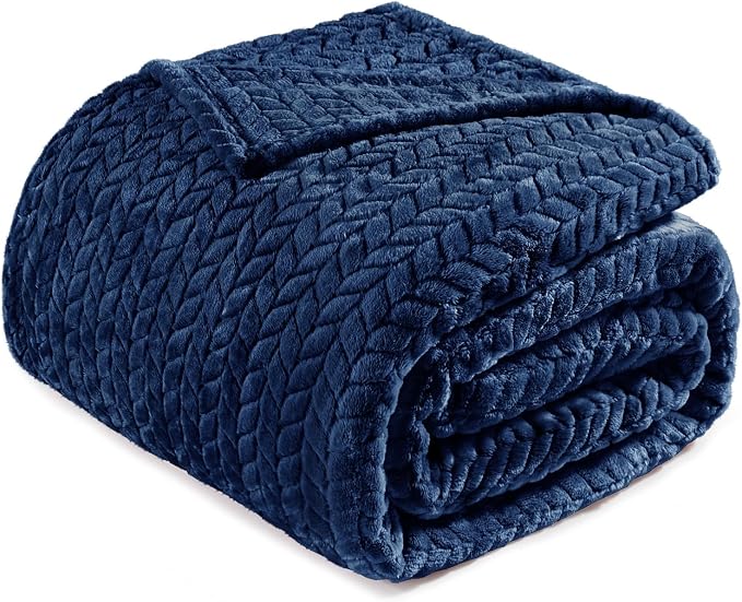Exclusivo Mezcla Soft Fleece Bed Blanket King Size, 90”x104”, Navy Blue | Cozy Fluffy Lightweight Blankets for Summer, Decorative Plush Flannel Throws for Living Room, Bedroom with Leaves Pattern
