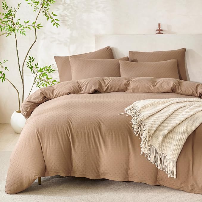 King Size Comforter Set Polka Dot Dark Brown Luxury Washed Microfiber Jacquard 3 Pieces Bedding, Dark Brown Dot Pattern Comforter with 2 Pillowcases Soft Breathable Durable Comfy
