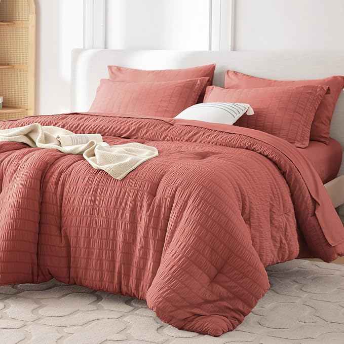 7 Pieces Full Comforter Set, Seersucker Bed in a Bag Full Size, All Season Luxury Bedding Set with Comforter, Flat Sheet, Fitted Sheet, Pillowcases & Shams, Coral