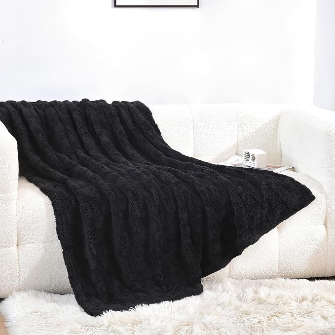 Black Fleece Throw Blanket 60”×80”Checkered Design for Couch Sofa | Super Soft Cozy Plush Microfiber 3D Square Pattern Flannel Blanket for Bed Lightweight for Adults,Women