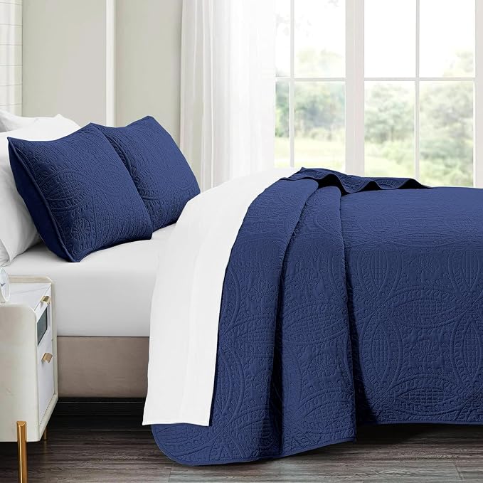 akkialla Twin Quilt Bedding Set,Navy Blue Ultrasonic Quilt Set,Lightweight Soft Bedspread Coverlet,Modern Style Coin Pattern Bed Cover for All Seasons,2 Piece(1 Quilt,1 Pillow Sham)