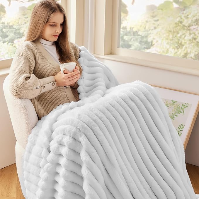 NEWCOSPLAY Fleece Ribbed Cozy Twin Blanket for Couch, White, 60"x80" | Premium Silky Flannel Blanket, Soft Lightweight Fluffy Throw Blanket for Bed Sofa Decor, Gift for All Season Use