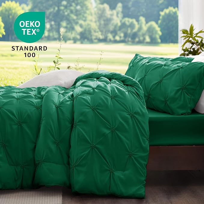 BEDELITE Twin Comforter Set Forest Green,Lightweight & Soft Comforter | Pintuck Boho Bedding, Warm & Cute Bed Set for All Season,With 1 Pillowcase