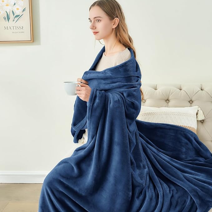 BEDELITE Fleece Blanket Soft Plush Full Bed Blanket Navy 84"x90" | Ultra Soft Fleece, Plush Microfiber, Lightweight Warmth, All Season Comfort, Fade Resistant, Machine Washable, Couch Sofa Bed