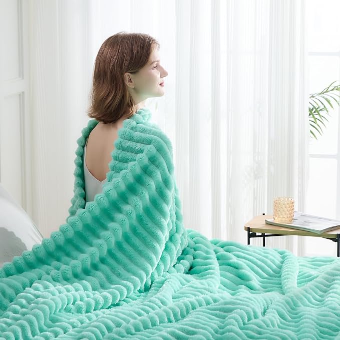 NEWCOSPLAY Fleece Ribbed Cozy Queen Blanket for Couch, Aqua, 90"x90" | Premium Silky Flannel Blanket, Soft Lightweight Fluffy Throw Blanket for Bed Sofa Decor, Gift for All Season Use