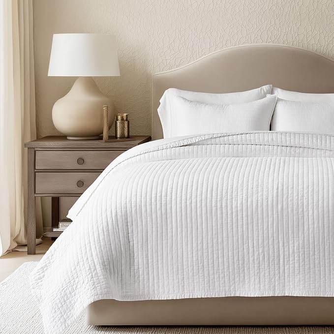 EVERGRACEHOME Cotton Sateen Quilt Set, Queen Size, Bright White | 100% Cotton, Channel Stitch Coverlet Bedspread, Pre-Washed Lightweight Soft Bedding Set for All Season, 3 Piece, with 2 Shams