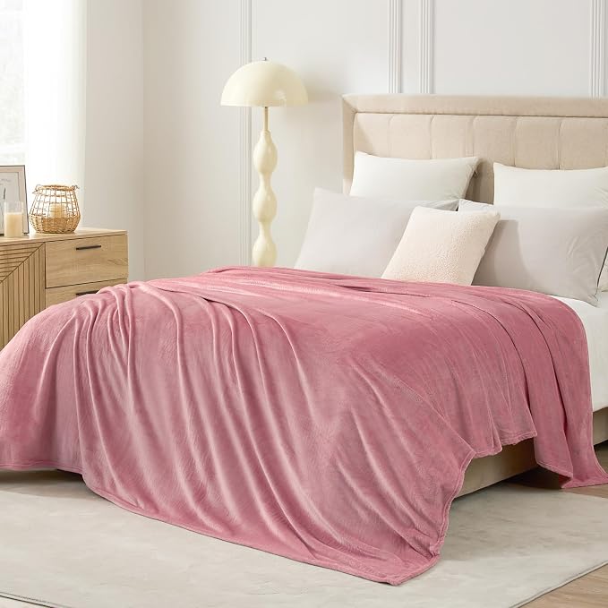 Hansleep Twin Fuchsia Fleece Blanket, Soft Flannel Bed Blanket | Fuzzy Cozy Blanket 60x80 Inches, Multi-use for Bed, Sofa, Couch, Travel, Camping, All Season Warm Lightweight Cover