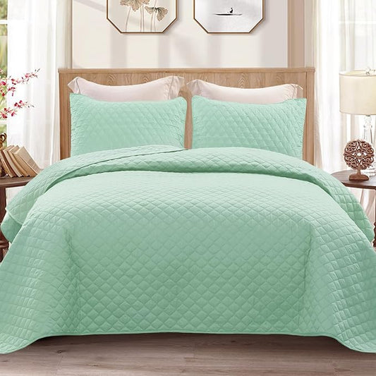 Exclusivo Mezcla Reversible Full Queen Quilt Bedding Set, Light Green | Lightweight Bedspreads with 2 Pillow Shams, Soft Microfiber, All Season Bed Coverlets for Bedroom Guest Room, 90x96 Inch