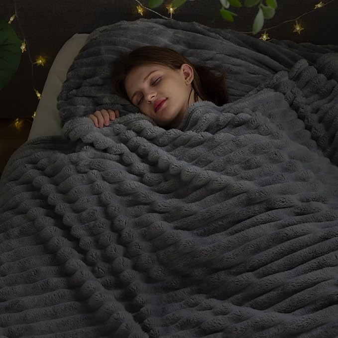 NEWCOSPLAY Fleece Ribbed Cozy Queen Blanket for Couch, Light Grey, 90"x90" | Premium Silky Flannel Blanket, Soft Lightweight Fluffy Throw Blanket for Bed Sofa Decor, Gift for All Season Use