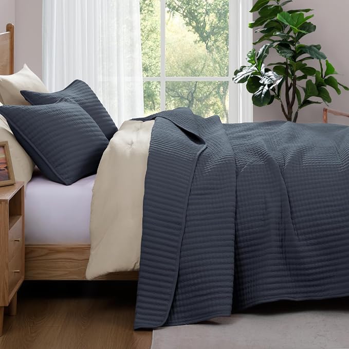 Queen Quilt-Lightweight Bedspreads Blue Grey Queen Size Quilt Bedding Set | Soft Coverlet with 2 Pillow Shams for All Seasons, Suitable for Bed, Couch, 3 Pieces, 90"x94"