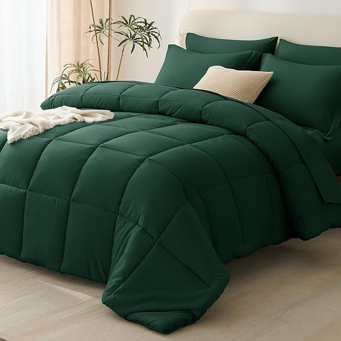 Queen Comforter Set, 7-Piece Bed in a Bag, Emerald Green | OEKO-TEX Certified, Box-Stitched Design, 240 GSM Down Alternative Fill, All-Season Comfort, Sheets, Pillowcases & Shams