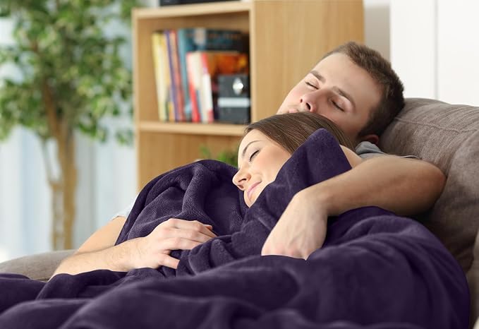 Utopia Bedding Ultra Soft Fleece Bed Blanket Full Size Purple (90x84 Inch) | Microfiber Plush Warm Lightweight Breathable Cozy Blanket Anti-Static, All Season Use, Gift for Women and Men