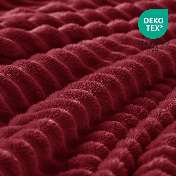BEDELITE Ribbed Jacquard Burgundy Fleece Twin Blanket for Couch, 60x80 Inch | Soft Warm Fluffy Blanket for Bed Sofa College Dorm Room Decor, Luxury Cozy Plush Birthday Gifts for Women Girls, Lightweight