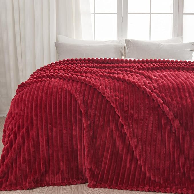 NEWCOSPLAY Fleece Ribbed Cozy Queen Blanket for Couch, Red, 90"x90" | Premium Silky Flannel Blanket, Soft Lightweight Fluffy Throw Blanket for Bed Sofa Decor, Gift for All Season Use