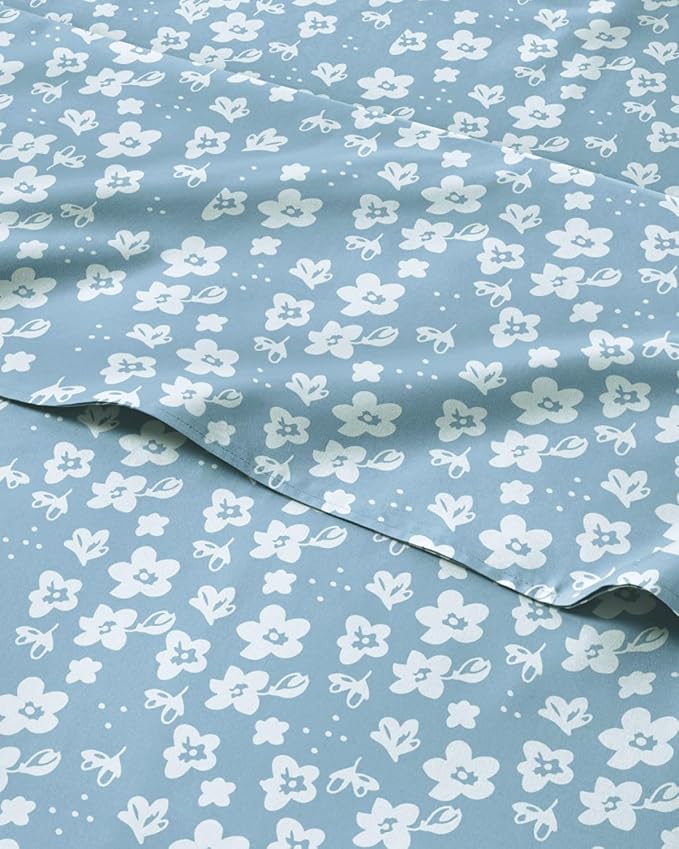 Queen 4 Piece Floral Sheet Set - Soft, Breathable & Cooling - Blue Meadow | 1 Flat, 1 Fitted & 2 Pillowcases w/ Deep Pockets, Boho Botanical Floral Bedding, Breathable & Cooling, Wrinkle & Fade Free