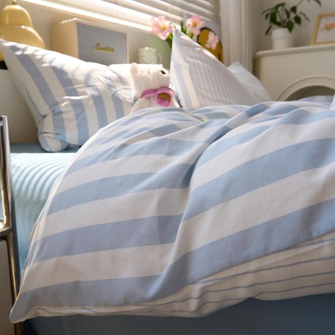 Blue Striped Comforter Set Full Size, Vintage Blue White Stripes Pattern Printed Comforter with 2 Pillowcases, Breathable Soft Lightweight Bedding Comforter Boho Farmhouse Striped Comforter Set