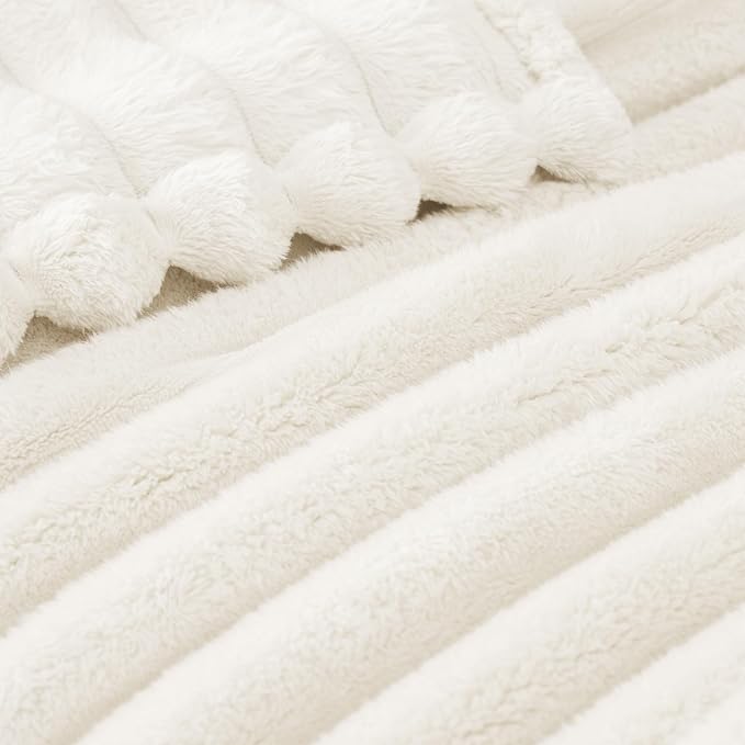 Exclusivo Mezcla Striped California King Size Fleece Blanket for Bed | Soft Breathable Cozy Bed Blankets, Lightweight Plush Fluffy Fuzzy Jacquard Decorative Blankets