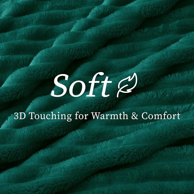 BEDELITE Ribbed Fleece Throw Blanket for Couch, Emerald Green, 50"x60" | Ultra-Soft Plush Fleece, Cozy, Warm Yet Lightweight, Ribbed Texture, Home Decor, Machine Washable, Giftable, All-Season Use