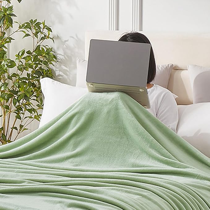 Hansleep Throw Sage Green Fleece Blanket, Soft Flannel Bed Blanket | Fuzzy Cozy Blanket 50x60 Inches, Multi-use for Bed, Sofa, Couch, Travel, Camping, All Season Warm Lightweight Cover