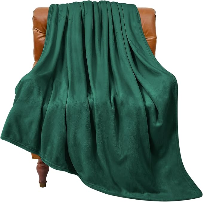 BEDELITE Fleece Blanket Soft Plush Throw for Couch Forest Green 50"x60" | Ultra Soft Fleece, Plush Microfiber, Lightweight Warmth, All Season Comfort, Fade Resistant, Machine Washable, Couch Sofa Bed