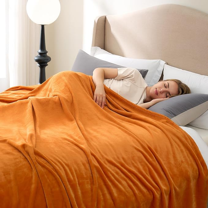 Hansleep Throw XL Orange Fleece Blanket, Soft Flannel Bed Blanket | Fuzzy Cozy Blanket 50x70 Inches, Multi-use for Bed, Sofa, Couch, Travel, Camping, All Season Warm Lightweight Cover