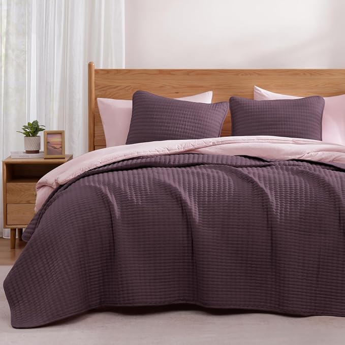 King Size Quilt-Lightweight Plum Bedspreads King Quilt Bedding Set | Soft Coverlet with 2 Pillow Shams for All Seasons, Suitable for Bed, Couch, 3 Pieces, 106"x94"