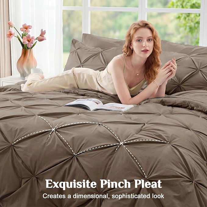 JOLLYVOGUE Queen Comforter Set 7 Pieces - Bed in a Bag Queen for All Season, Pintuck Bedding Comforter Sets with Comforter, Flat Sheet, Fitted Sheet and Pillowcases & Shams, Brown