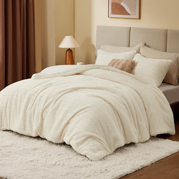 BEDELITE Faux Fur Queen Comforter Set, Fluffy Bed Set, Cream White | Super Soft & Warm, Luxury Fuzzy Cozy Comforter for Winter, Heavy Plush Bed set, with 2 Pillowcases