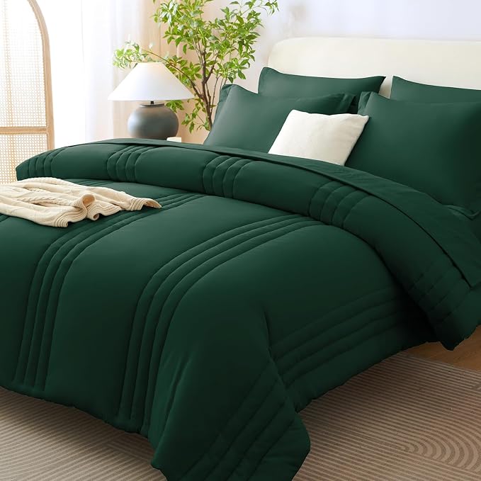 Queen Comforter Set Emerald Green - 7 Pieces Bed in a Bag | OEKO-TEX Certified, 240GSM Down-Alternative Comforter, 14" Deep-Pocket Sheets, Shams & Pillowcases, Lightweight
