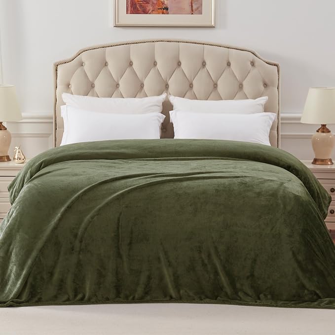 Exclusivo Mezcla Soft Fleece Blanket Twin Size for Bed, Olive Green | 60x80 Inches, Double-Sided Brushed Flannel, Lightweight Plush Cozy Blanket for Home Decor, All Season, Machine Washable