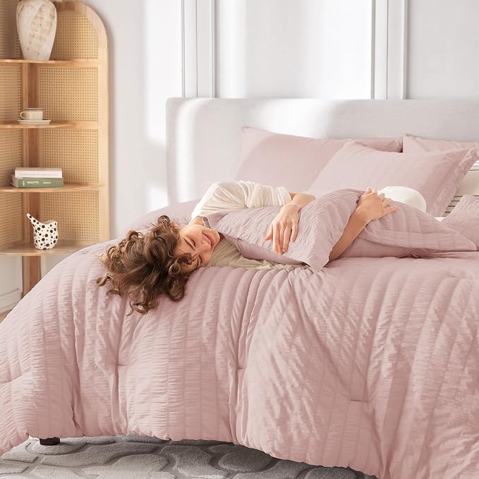 7 Pieces Full Comforter Set, Seersucker Bed in a Bag Full Size, All Season Luxury Bedding Set with Comforter, Flat Sheet, Fitted Sheet, Pillowcases & Shams, Rose Gold
