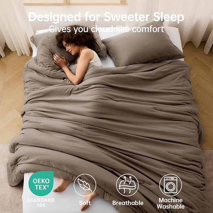 Oversized Queen Comforter Sets, All Season Ultra Soft Down Alternative Bedding - 3 Piece Lightweight Bed Set Includes 1 Comforter (98"*98") and 2 Pillow Shams (20"x26"), Brown
