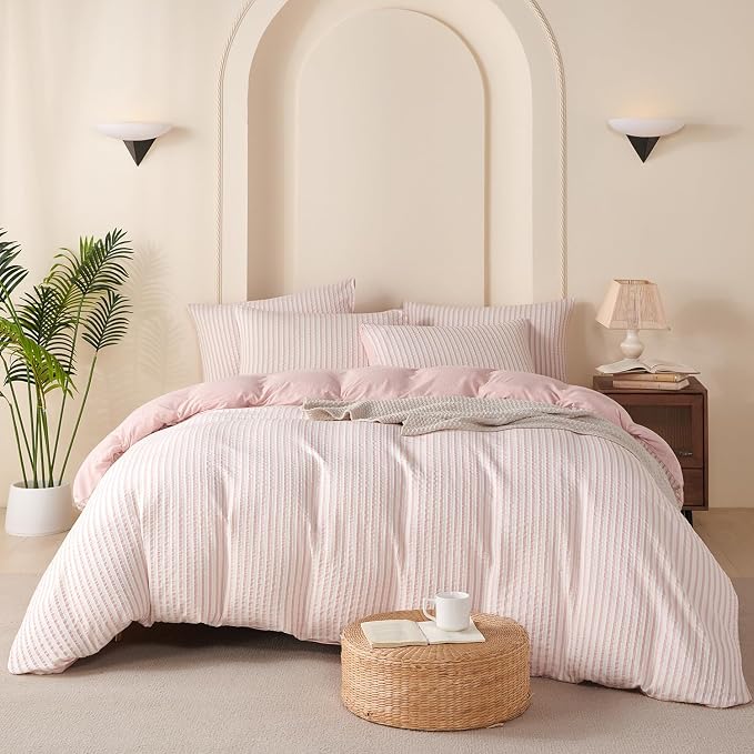 Comforter King Set Pink Striped Soft Luxury Washed Microfiber Jacquard 3 Pieces Bedding, White Pink Vertical Ticking Stripes Pattern Comforter with 2 Pillowcases Breathable Durable Comfy