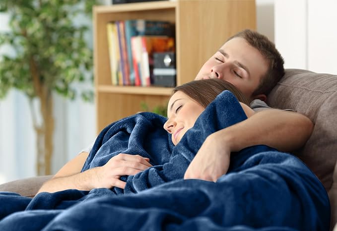 Utopia Bedding Soft Fleece Bed Blanket Twin Size Royal Blue (60x80 Inch) | Microfiber Plush Warm Lightweight Breathable Cozy Blanket Anti-Static, All Season Use, Gift for Women and Men