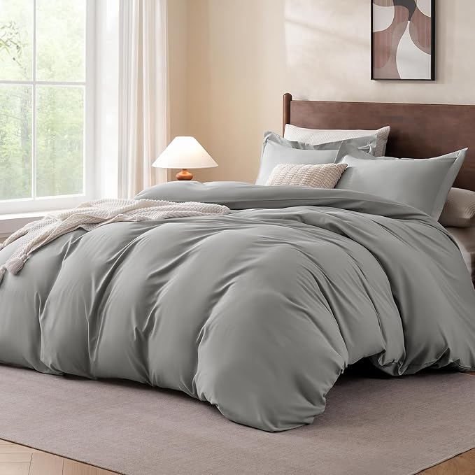FreshCulture Duvet Cover Queen Size - 3 Pieces Microfiber Duvet Cover Set with Zipper Closure - Lightweight & Easy Care - 1 Comforter Cover & 2 Pillow Shams - Comforter Not Included (Light Grey)