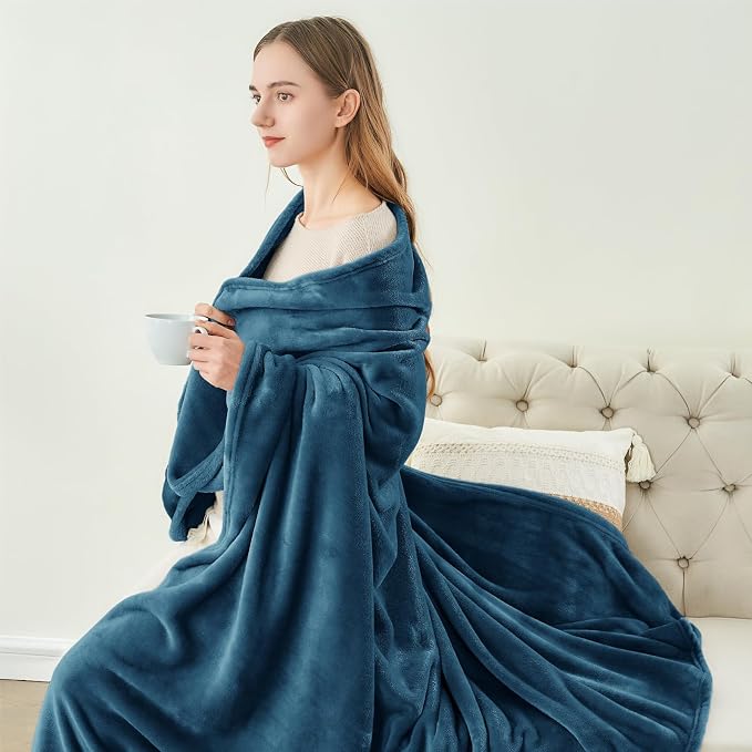 BEDELITE Fleece Blanket Soft Plush Throw for Couch Mineral Blue 50"x60" | Ultra Soft Fleece, Plush Microfiber, Lightweight Warmth, All Season Comfort, Fade Resistant, Machine Washable, Couch Sofa Bed