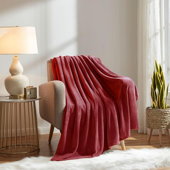 KMUSET Fleece Blanket Twin Size Burgundy Lightweight Super Soft Cozy Fuzzy Bed Blankets Microfiber Factory Shop