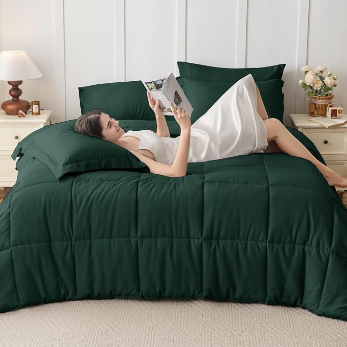 JOLLYVOGUE Queen Comforter Set, Ultra-Soft Bed in a Bag Queen Size 7 Pieces, Oeko-TEX Certified Bedding Set with Down Alternative Comforter, Sheets, Pillowcases & Shams, Emerald Green