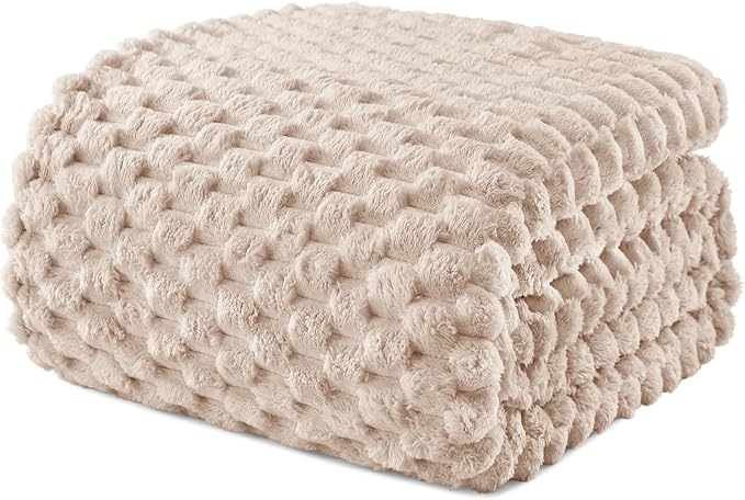 Exclusivo Mezcla 3D Fleece King Size Blanket for Bed, Camel | Extra Soft Fuzzy Plush Lightweight Bed Blankets, Cozy Fluffy Decorative Blankets for All Seasons, 90x104 Inches