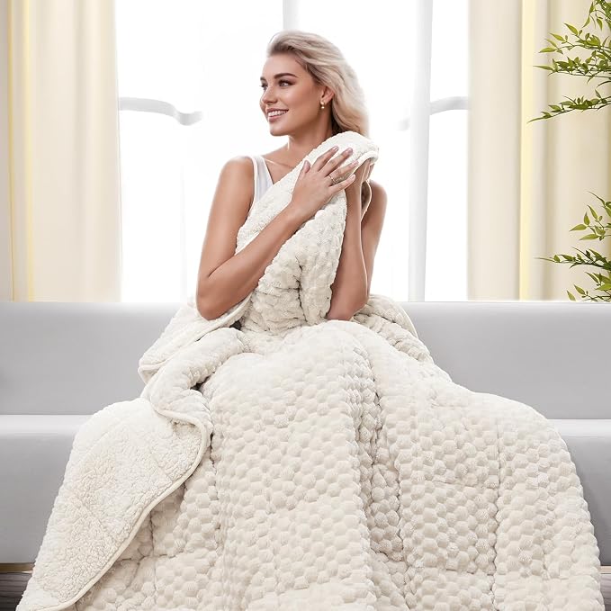 Drewin Weighted Blanket 20lbs for Adults Deep Sleep and Relax,Cream White | Soft Jacquard Sherpa Heavy Blankets 60" x 80" with Glass Beads，Cozy Fleece Throw Blankets for Bed and Couch，Machine Washable