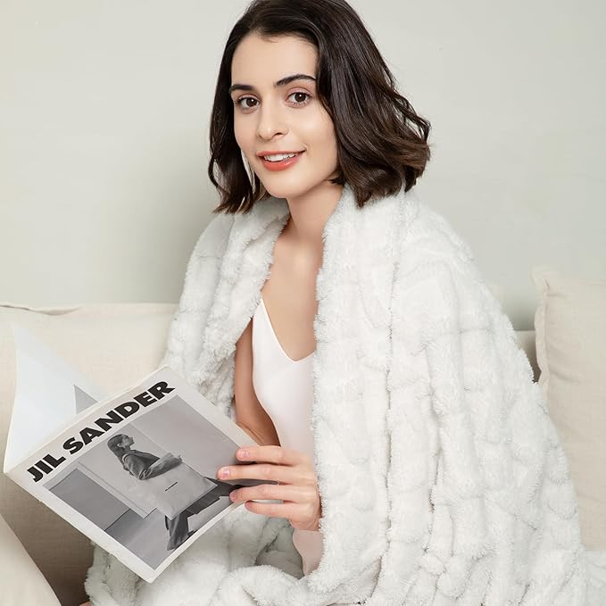Aganear Fleece Throw Blanket for Bed Couch 90"x108" White | Lightweight Fuzzy Throw,Warm Gift for Women,Christmas,Housewarming,Soft,Boho Design for Room Home Decor,All-Season Use