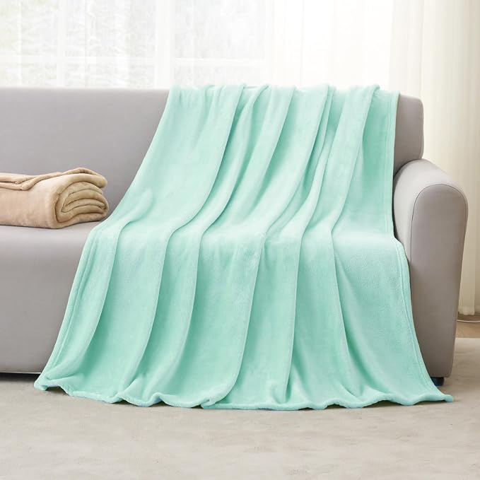 Hansleep Throw XL Mint Green Fleece Blanket, Soft Flannel Bed Blanket | Fuzzy Cozy Blanket 50x70 Inches, Multi-use for Bed, Sofa, Couch, Travel, Camping, All Season Warm Lightweight Cover