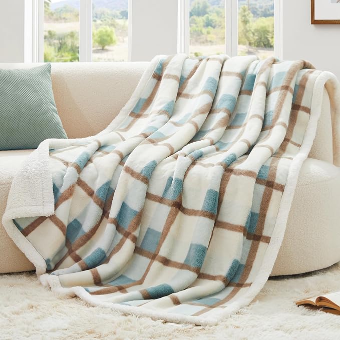 PU MEI Super Soft Faux Rabbit Fur Sherpa Fleece Throw Blanket, Reversible Luxury Cozy Cute Furry Blanket, Plush Warm Shaggy Fluffy Checkered Blankets for Sofa Couch Bed (Green-Plaid, 60" x 80")